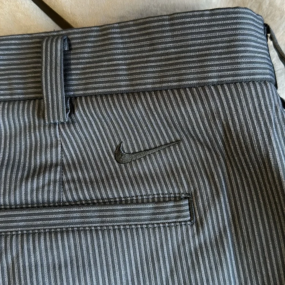 Men’s Nike Golf Shorts - Picture 4 of 4